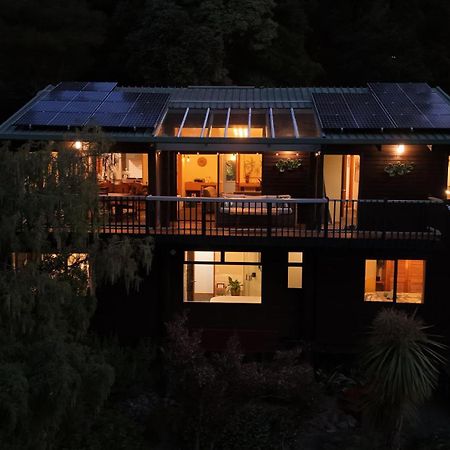 Sherwood Lodge 4-Bedroom Holiday Home With Spectacular Views 基督城 外观 照片
