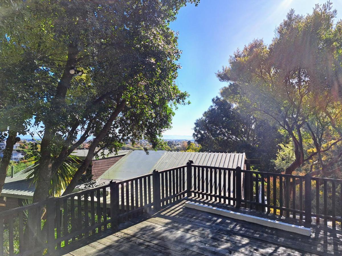 Sherwood Lodge 4-Bedroom Holiday Home With Spectacular Views 基督城 外观 照片