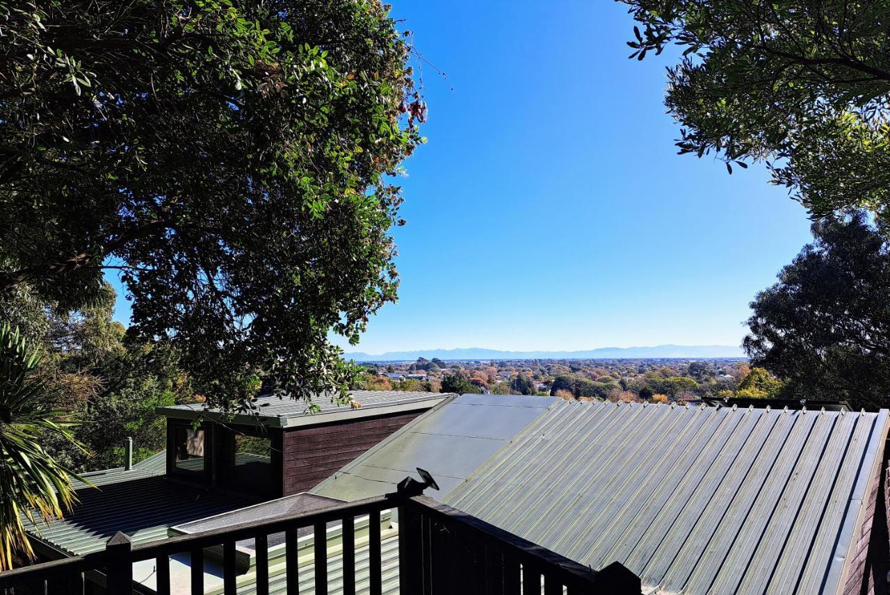 Sherwood Lodge 4-Bedroom Holiday Home With Spectacular Views 基督城 外观 照片
