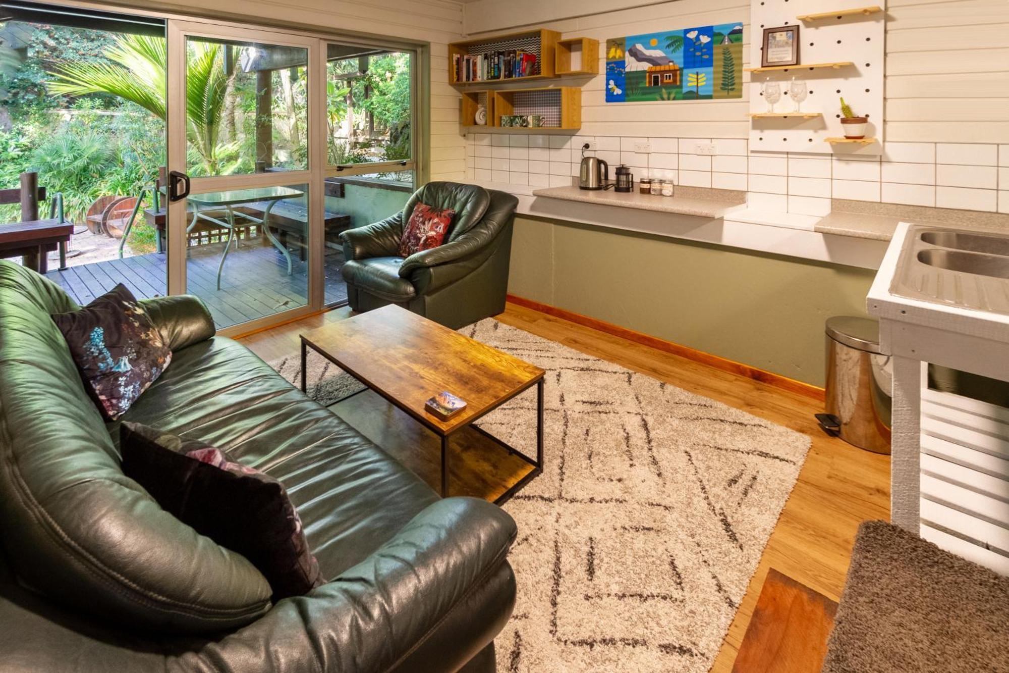 Sherwood Lodge 4-Bedroom Holiday Home With Spectacular Views 基督城 外观 照片