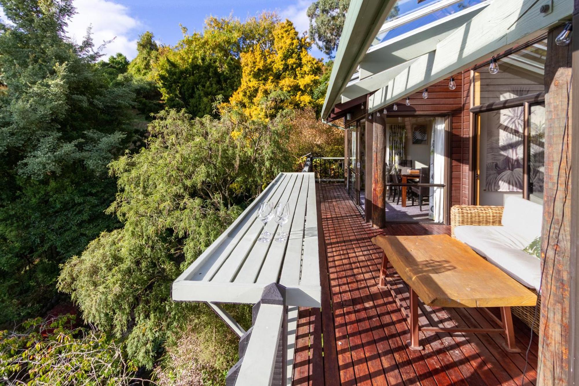 Sherwood Lodge 4-Bedroom Holiday Home With Spectacular Views 基督城 外观 照片